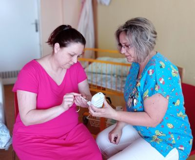 Maminkám kuřačkám pomohou s odvykáním v Nemocnici AGEL Ostrava-Vítkovice